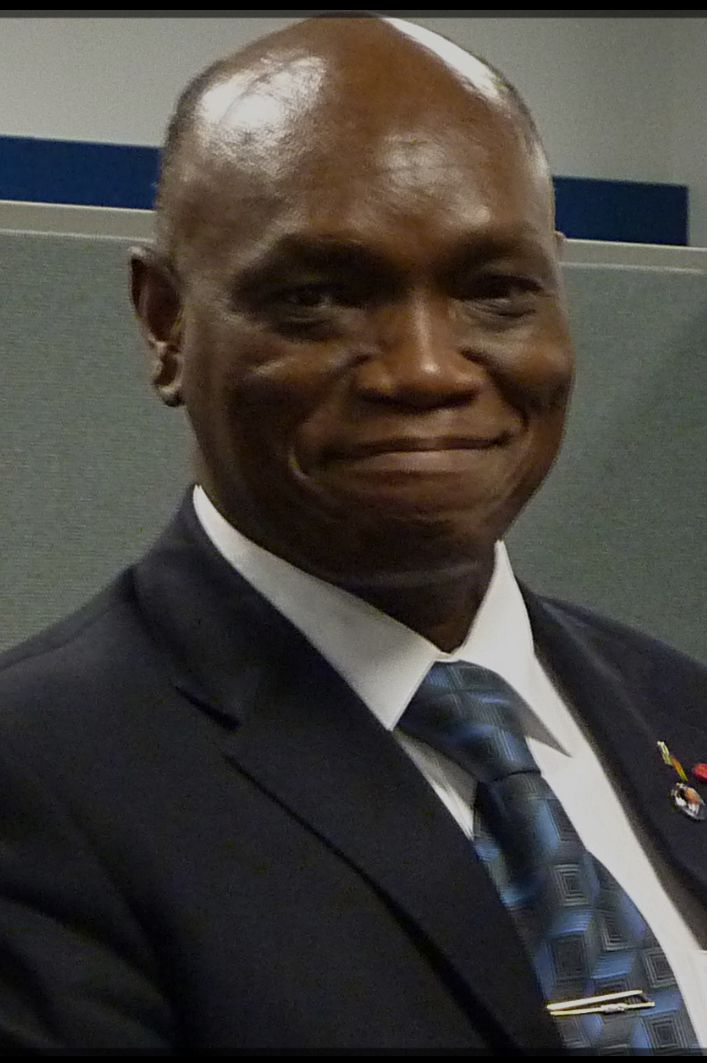 Mayo-Tsanaga: Henri Eyebé Ayissi suspend l’attribution de 75 ha de parcelles par le préfet.